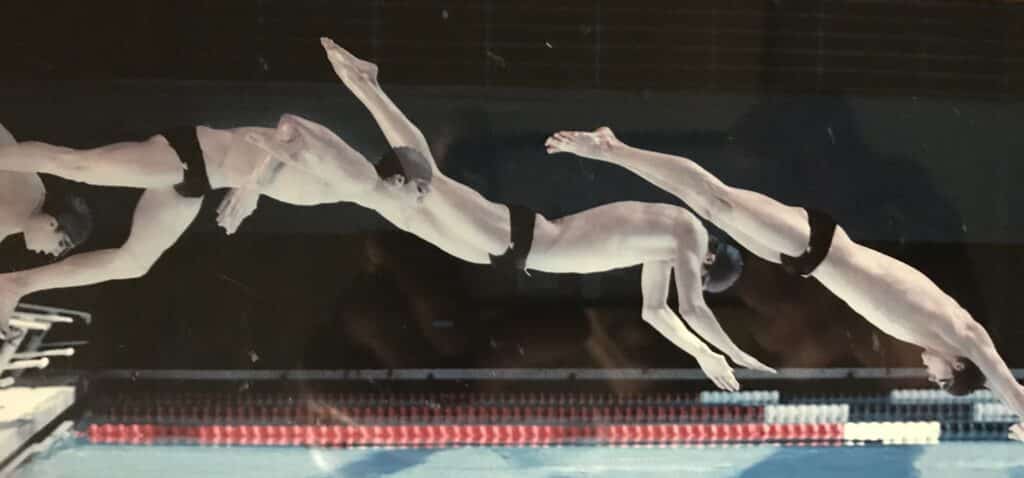 Michael Phelps lower back pain on Swim Start